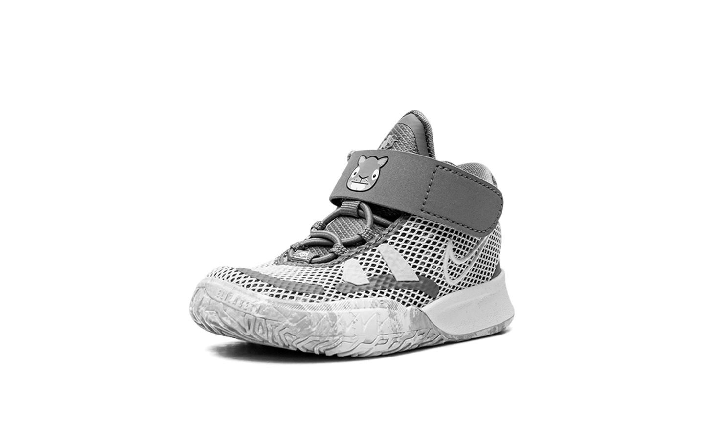Kyrie 7 SE TD "Chip"