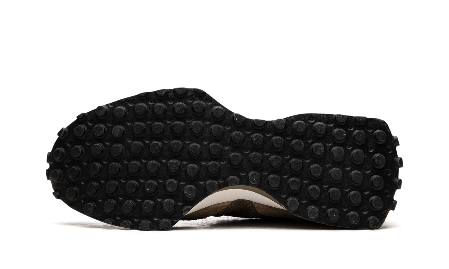 327 "Mushroom Stoneware" U327WTA