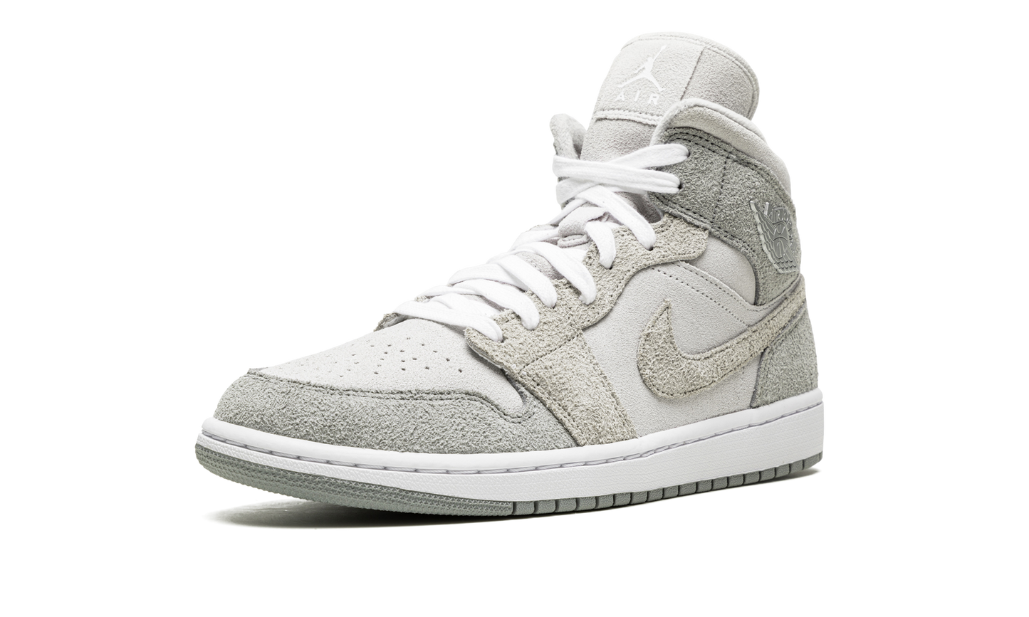 AIR JORDAN 1 MID SE WMNS "Grey Fleece" DO7139 002