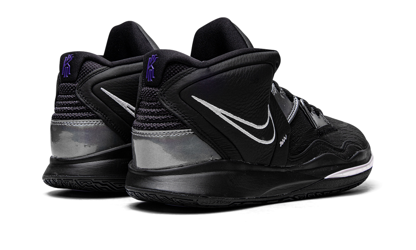 Kyrie Infinity "Metallic Silver" CZ0204 005