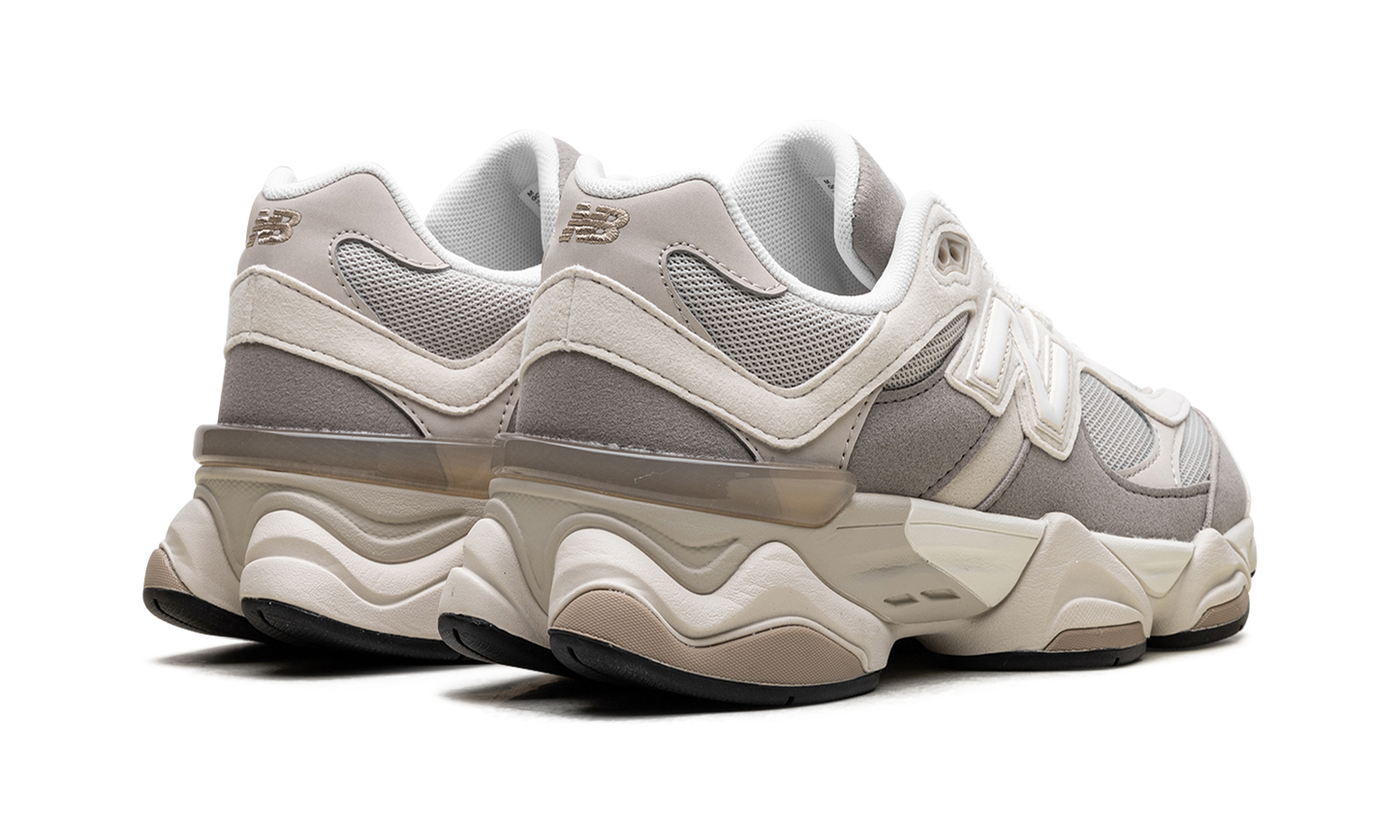 9060 GS "Linen Timberwolf" GC9060BC