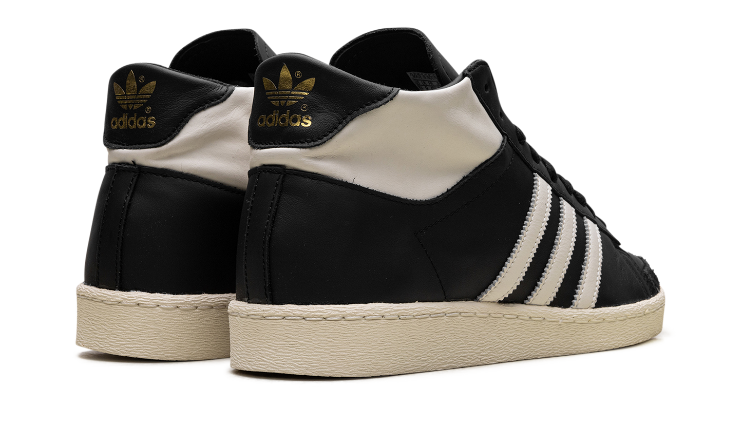 Jabbar Hi "Core Black Off White" IH3170