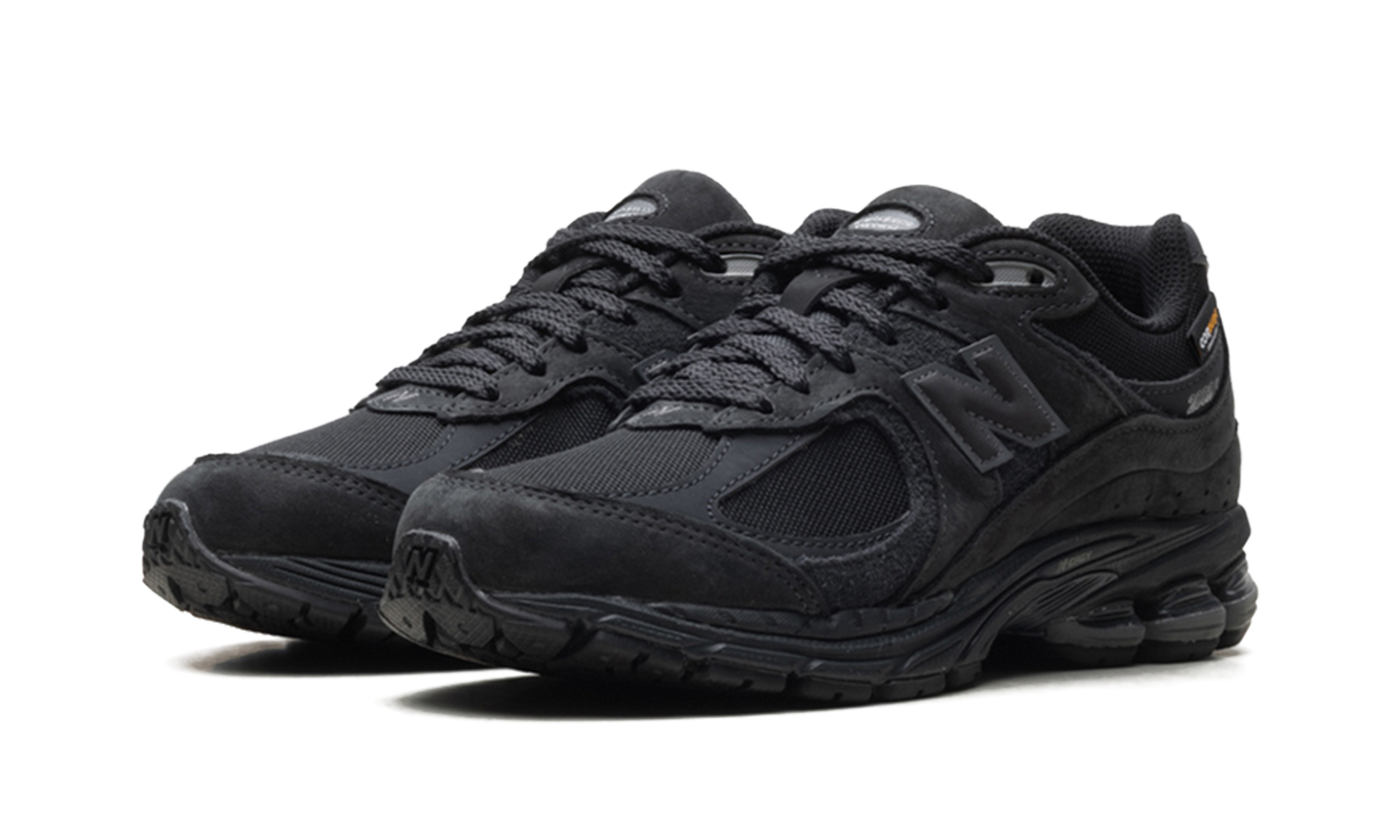 2002R "Cordura - Phantom Black" M2002RPJ