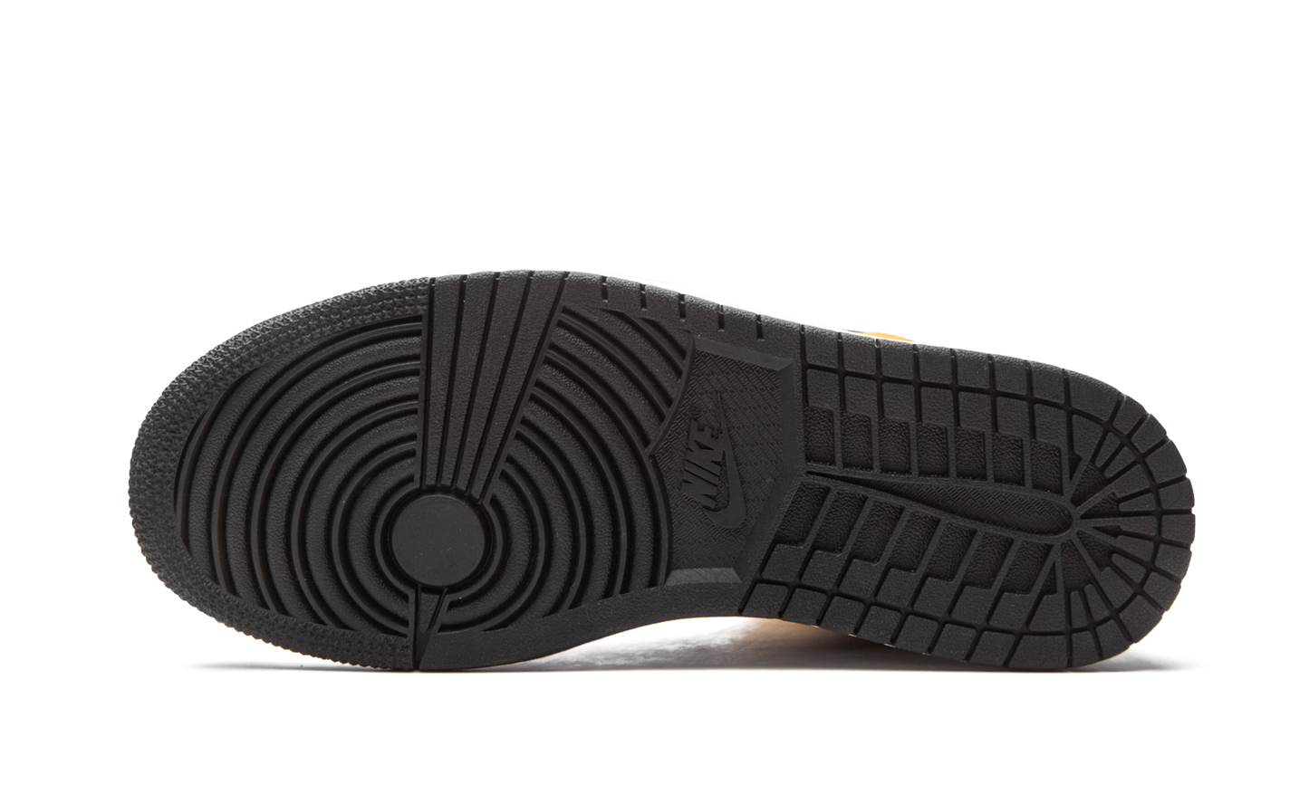 AIR JORDAN 1 MID WMNS "Perforated" BQ6472 107