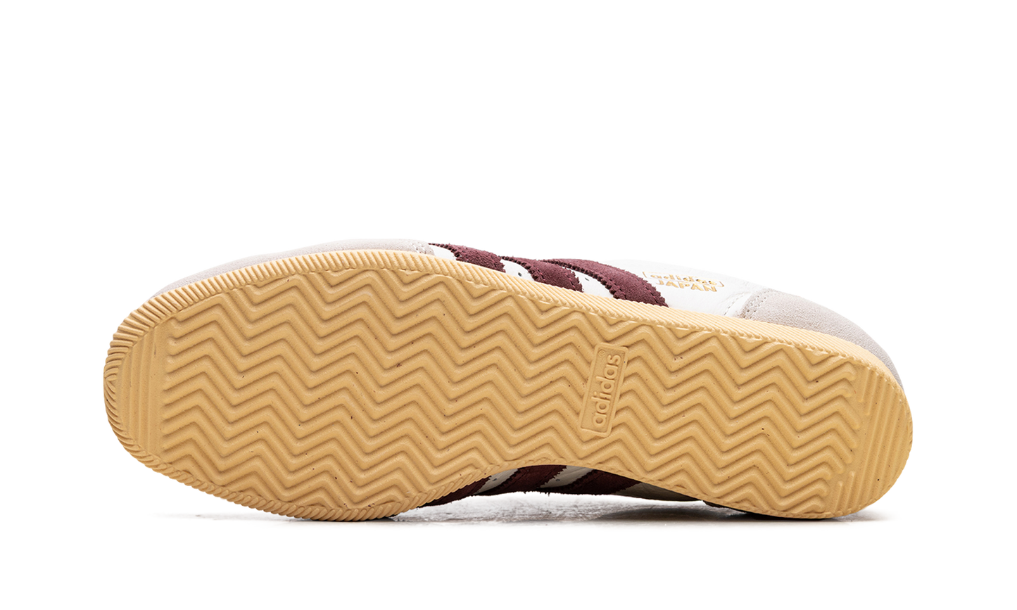 Japan WMNS "Core Yellow Black" JI2662