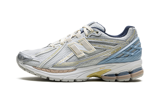 1906R "Kith- White" M1906RKC