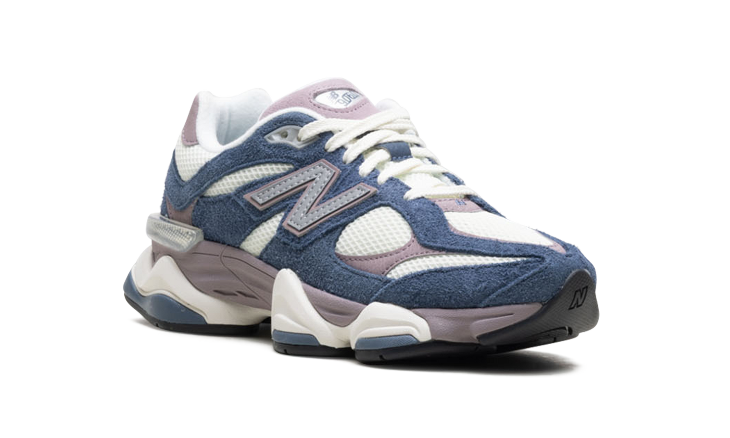 9060 "Navy Ice Wine" U9060FL