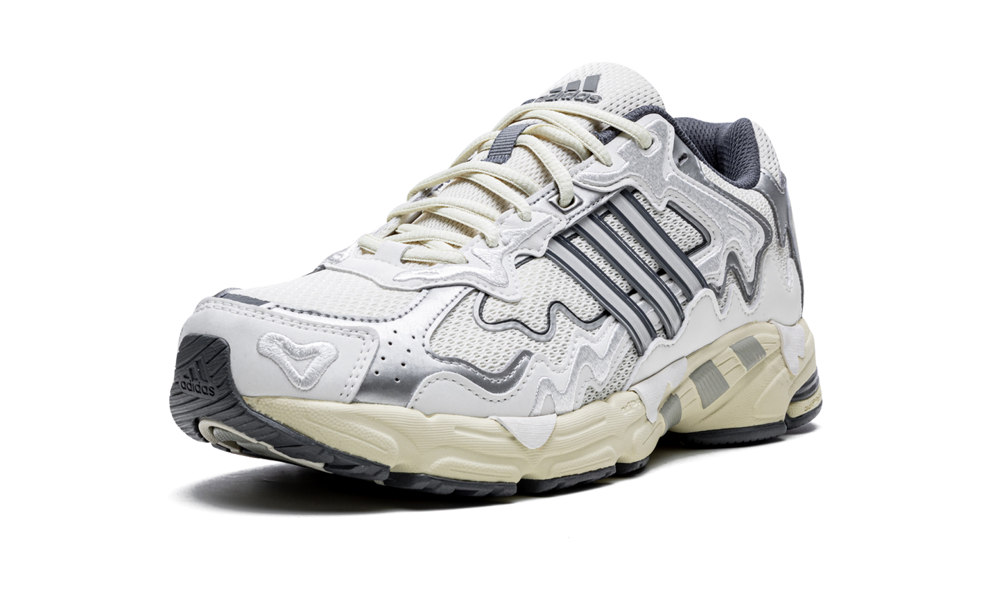 Response CL "Bad Bunny - White" GY0102