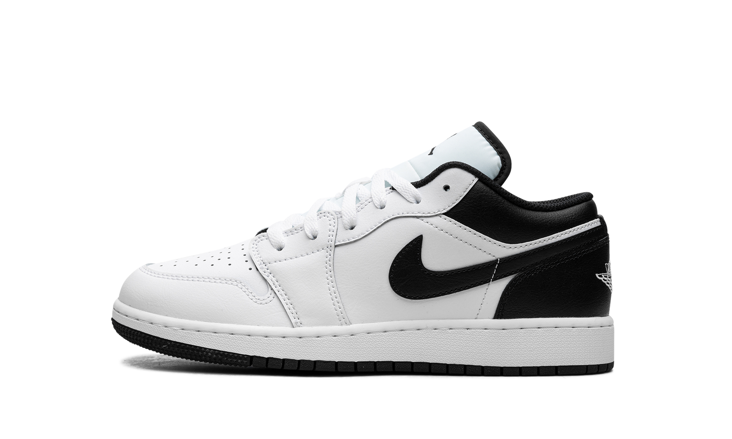 Air Jordan 1 Low GS "WHITE BLACK" 553560 132