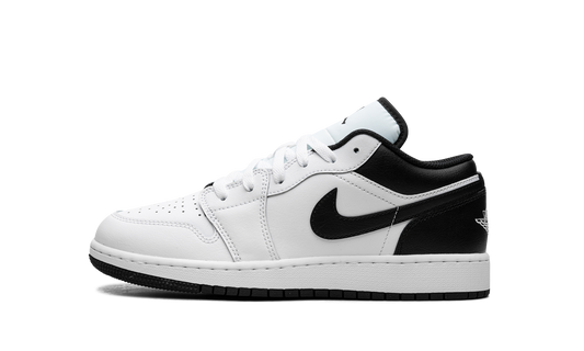 Air Jordan 1 Low GS "WHITE BLACK" 553560 132