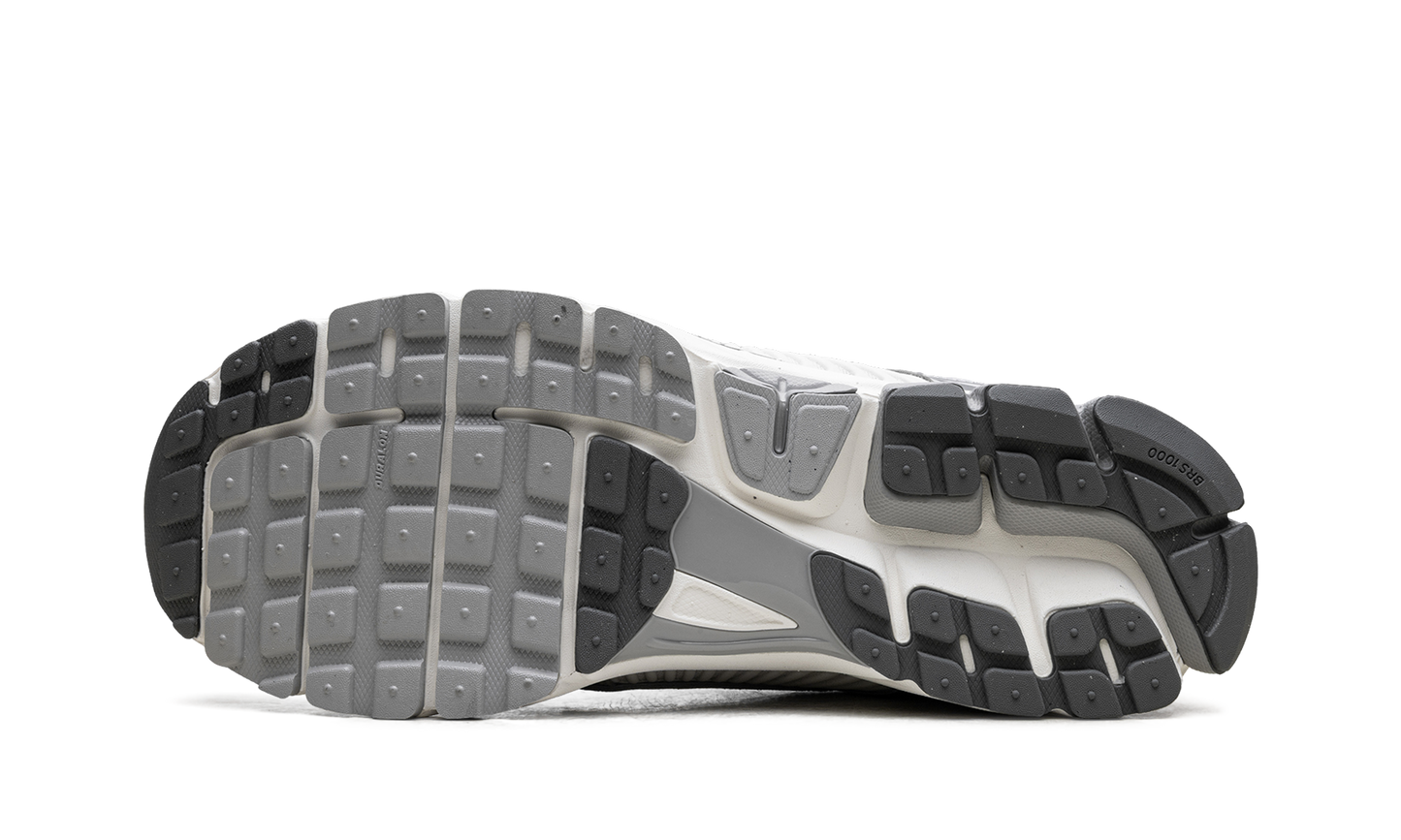 Zoom Vomero 5 "Metallic Silver" IM2219 121