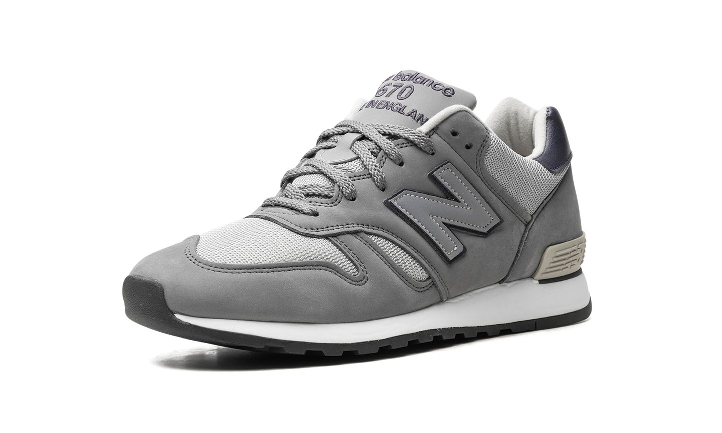 670 "Made in England - Grey"