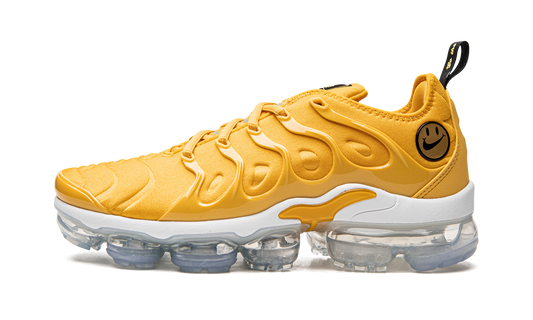 AIR VAPORMAX PLUS OMEN WMNS DO5874 700