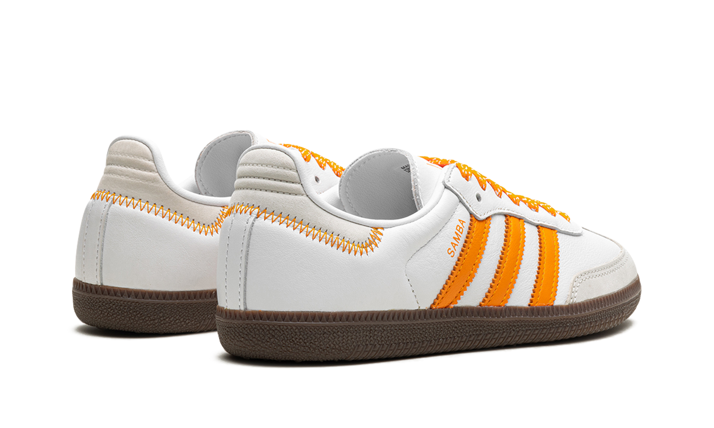 Samba OG WMNS "WHITE EQUIPMENT ORANGE" IE6521