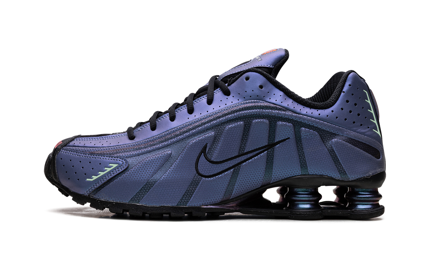 Shox R4 "Iridescent" HQ3446 001