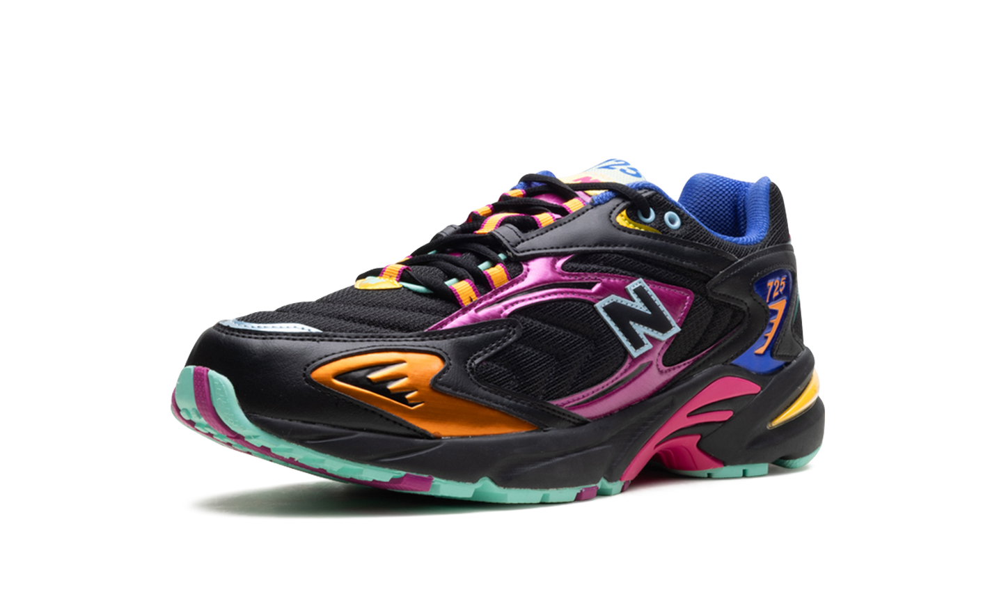 725v1 "Neon Nights Pack" ML725CCP