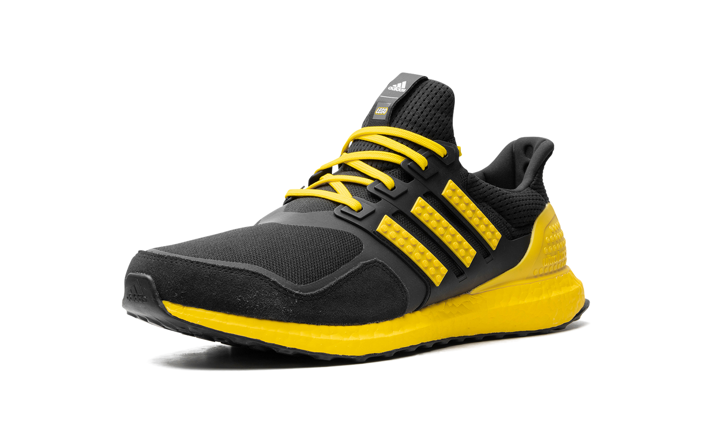 Lego - Ultraboost DNA "Core Black / Yellow / Core Black" H67953