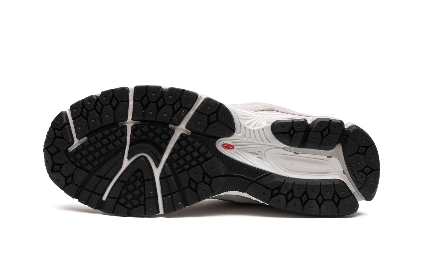 2002R Mule "Grey" M2002RMA