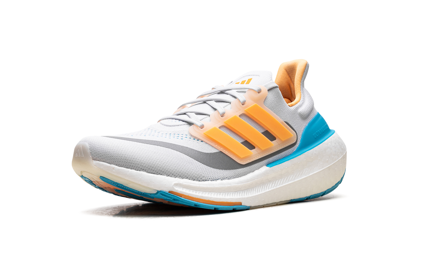 ULTRABOOST LIGHT "Black" IE1758