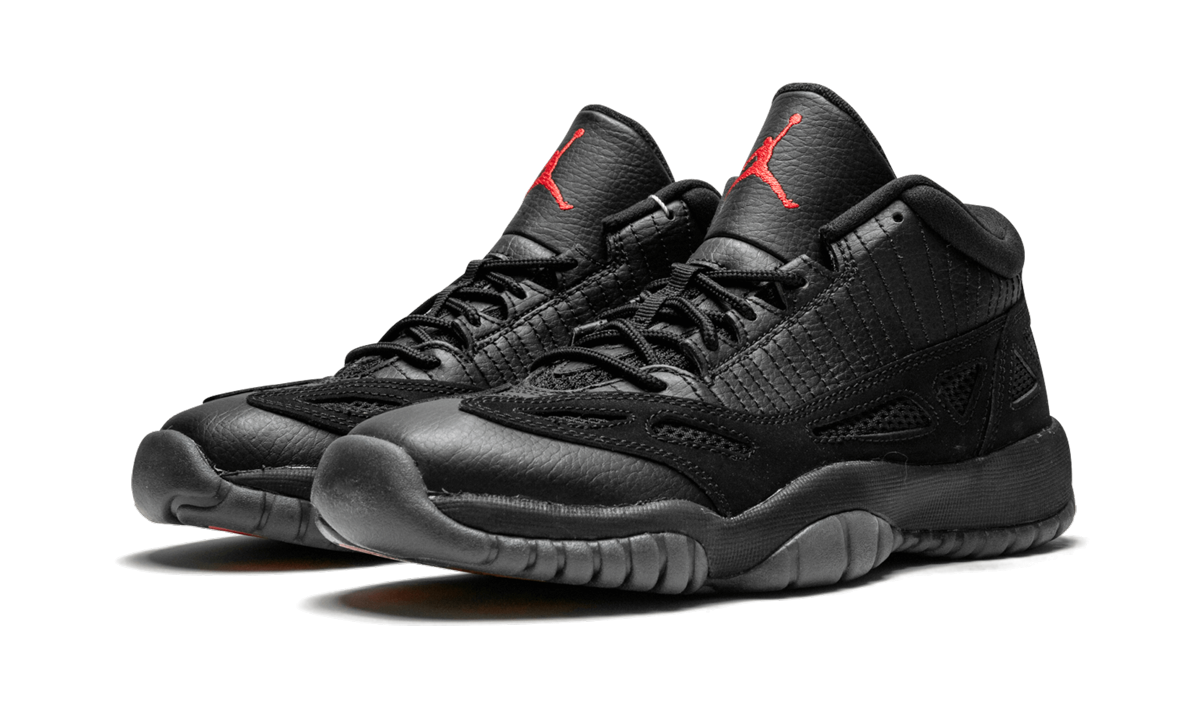 Air Jordan 11 Retro Low GS "Referee"