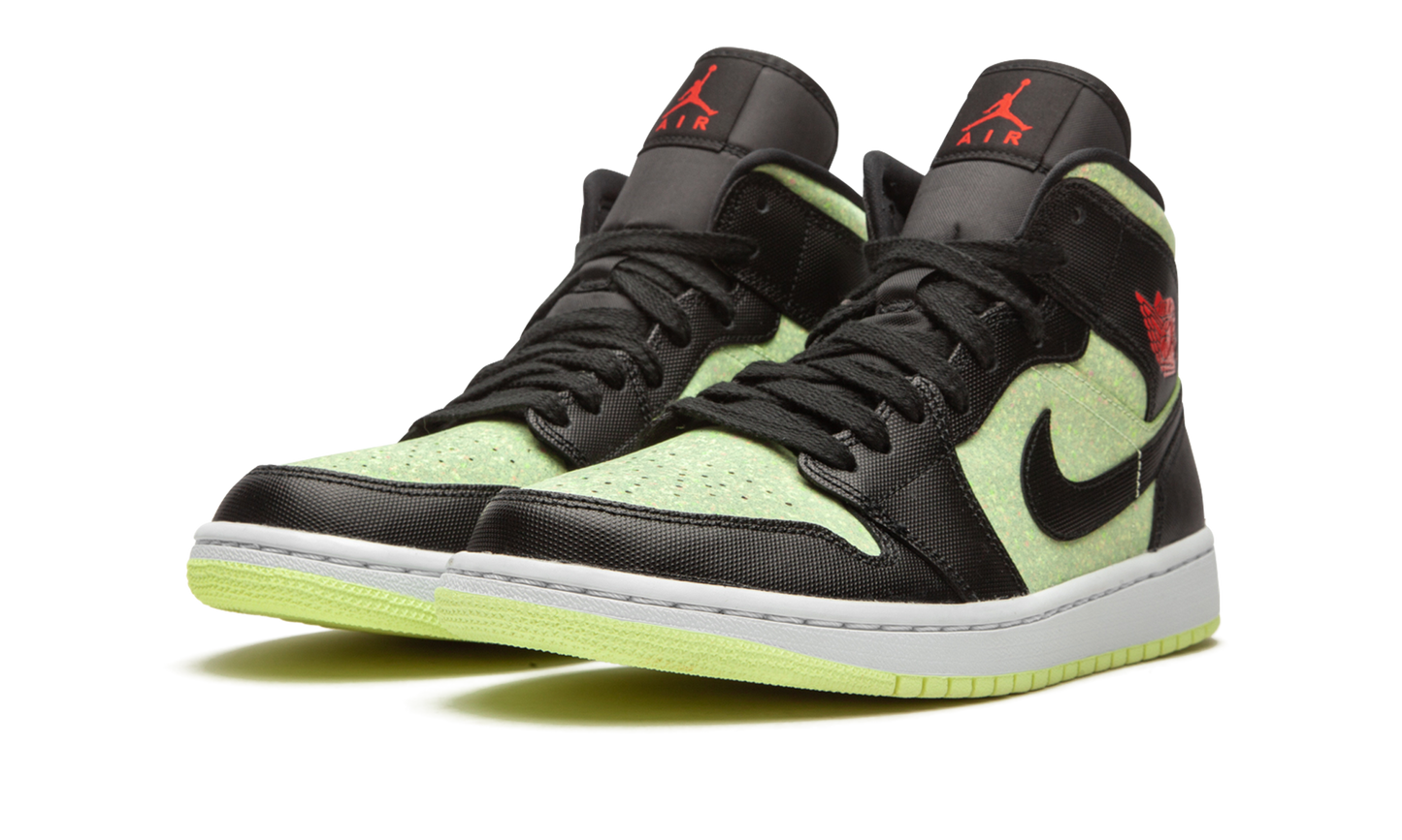 AIR JORDAN 1 MID SE WMNS "Barely Volt / Chile Red" CV5276 003