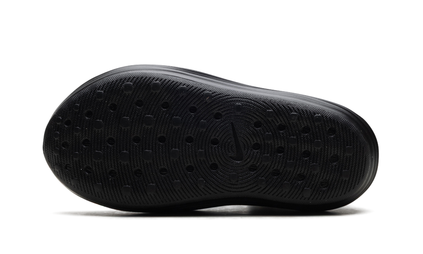 ReactX Rejuven8 WMNS "Triple Black" HV5062 001