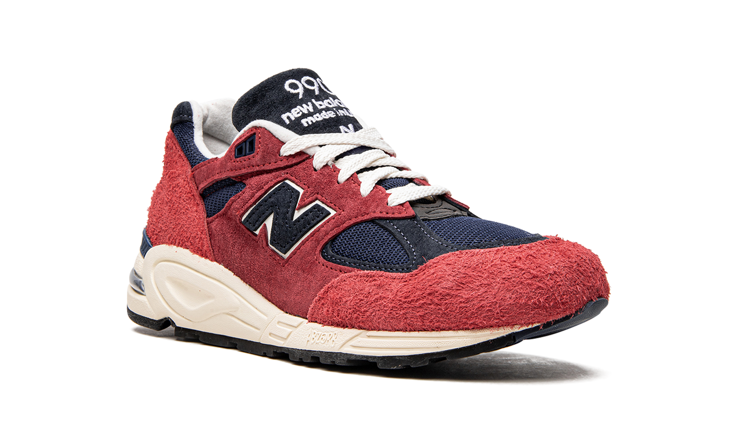 990v2 Made In USA "Chrysanthemum" M990AD2