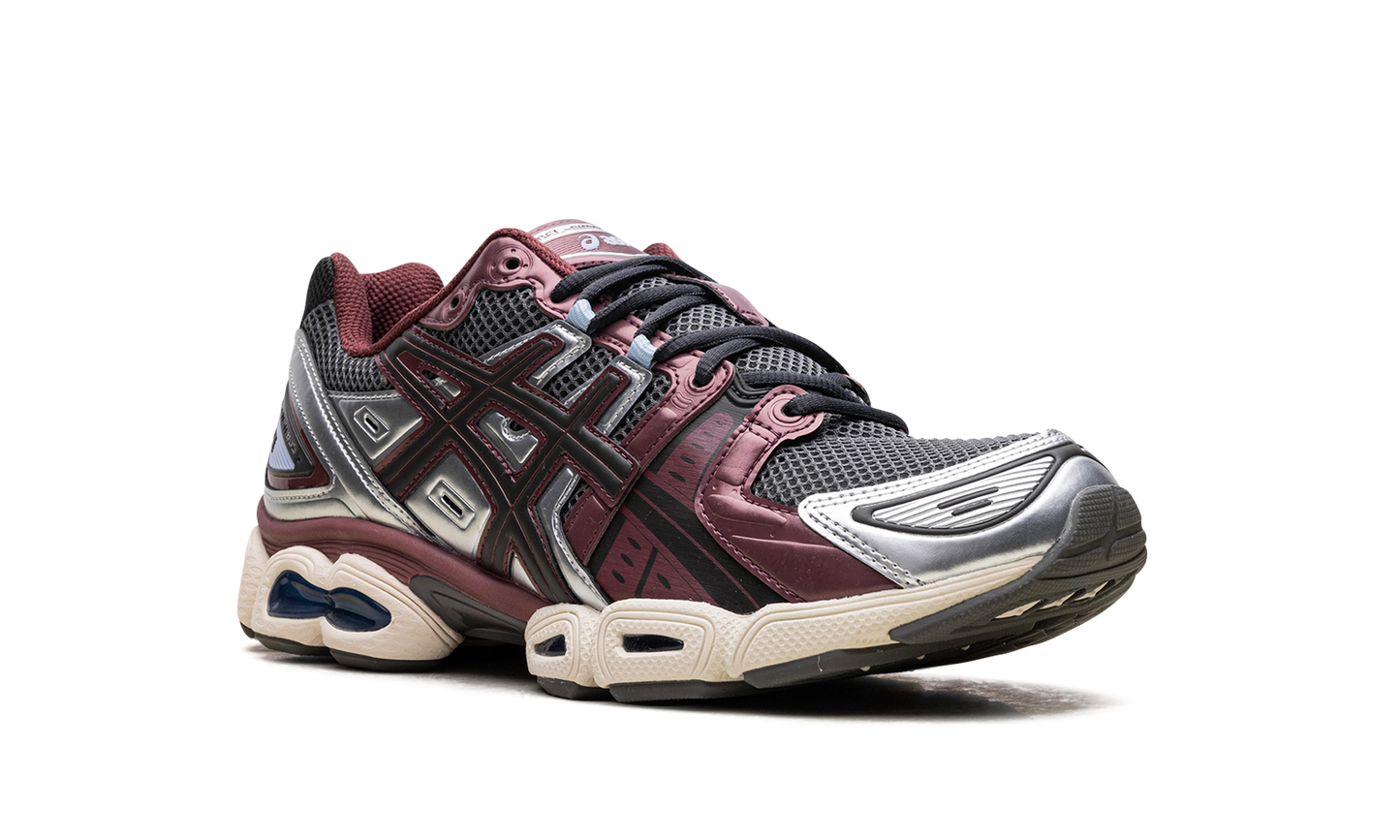 Gel-Nimbus 9 "Truffle Grey Dark Cherry" 1201A424 026