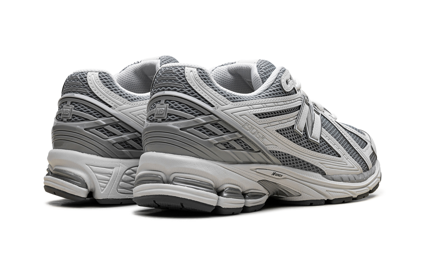 1906R "Grey Matter Slate Grey Silver" U1906RSB