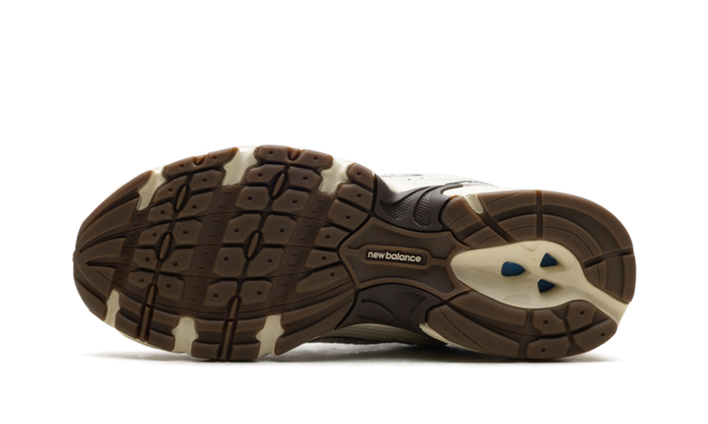 530 "Turtledove Mushroom" MR530ASM