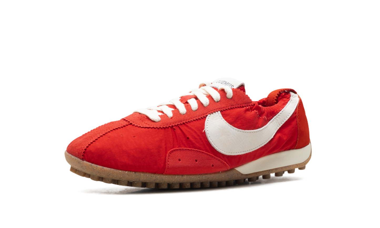 Moon Shoe SP WMNS "Jacquemus - University Red" HV8547 600