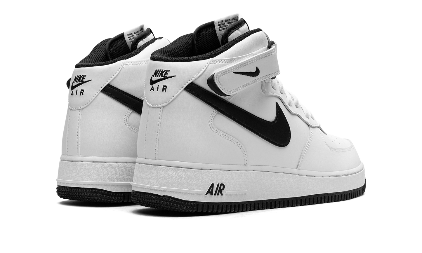 Air Force 1 Mid "White/Black"