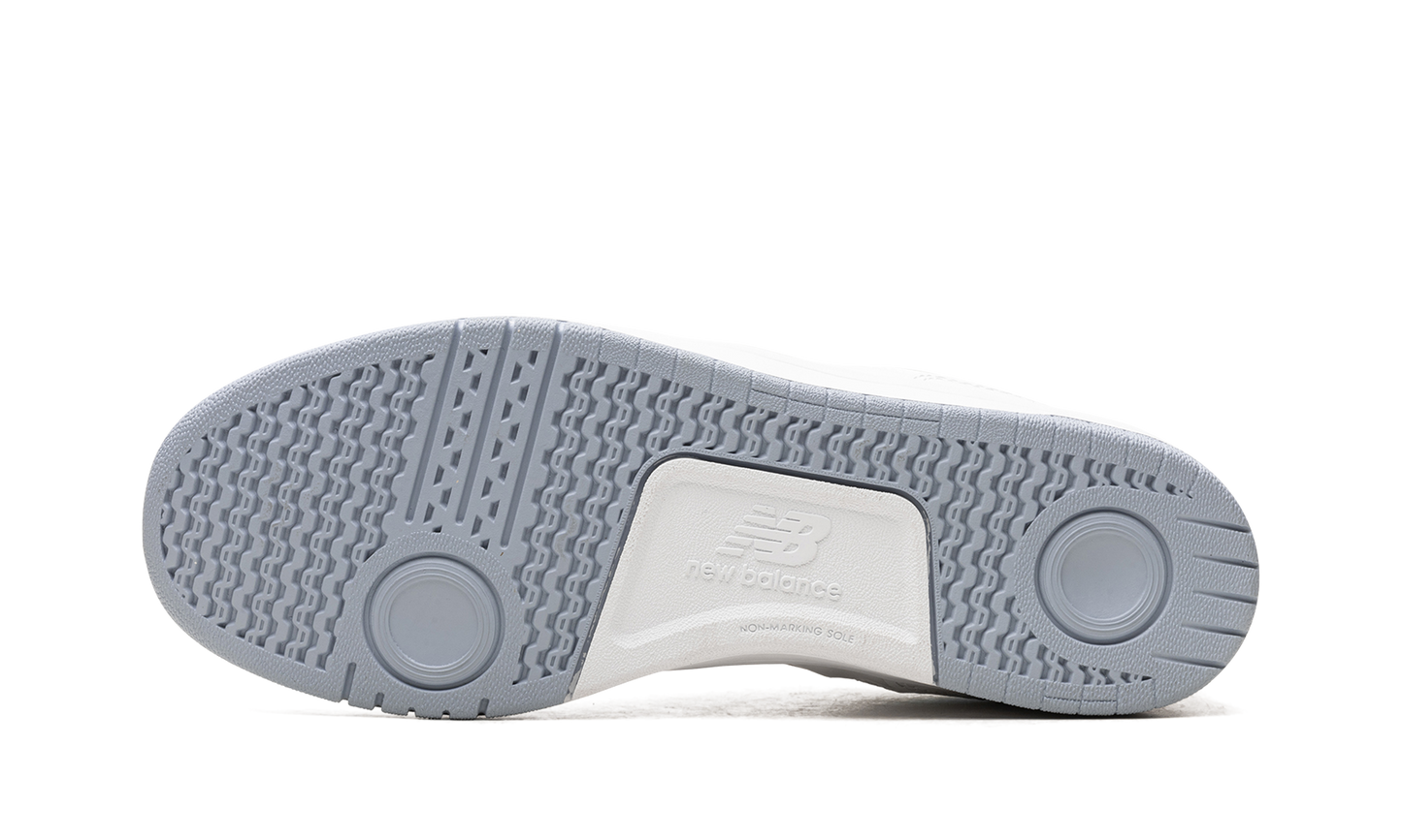 Numeric 425 "White / Platinum"