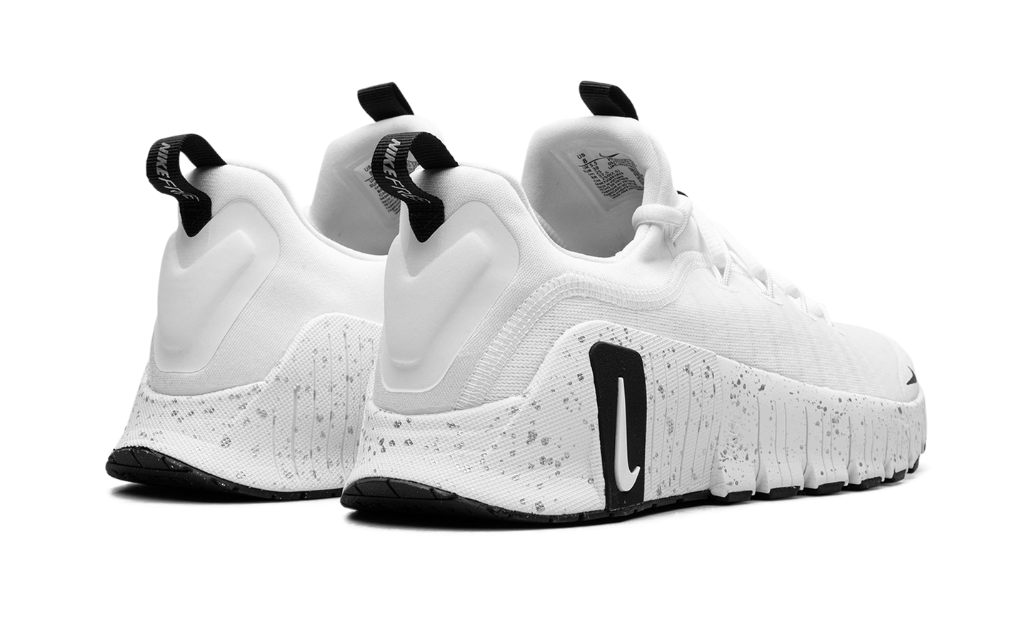 Free Metcon 6 WMNS "White Metallic Silver Light Smoke Grey Black" HQ3510 100