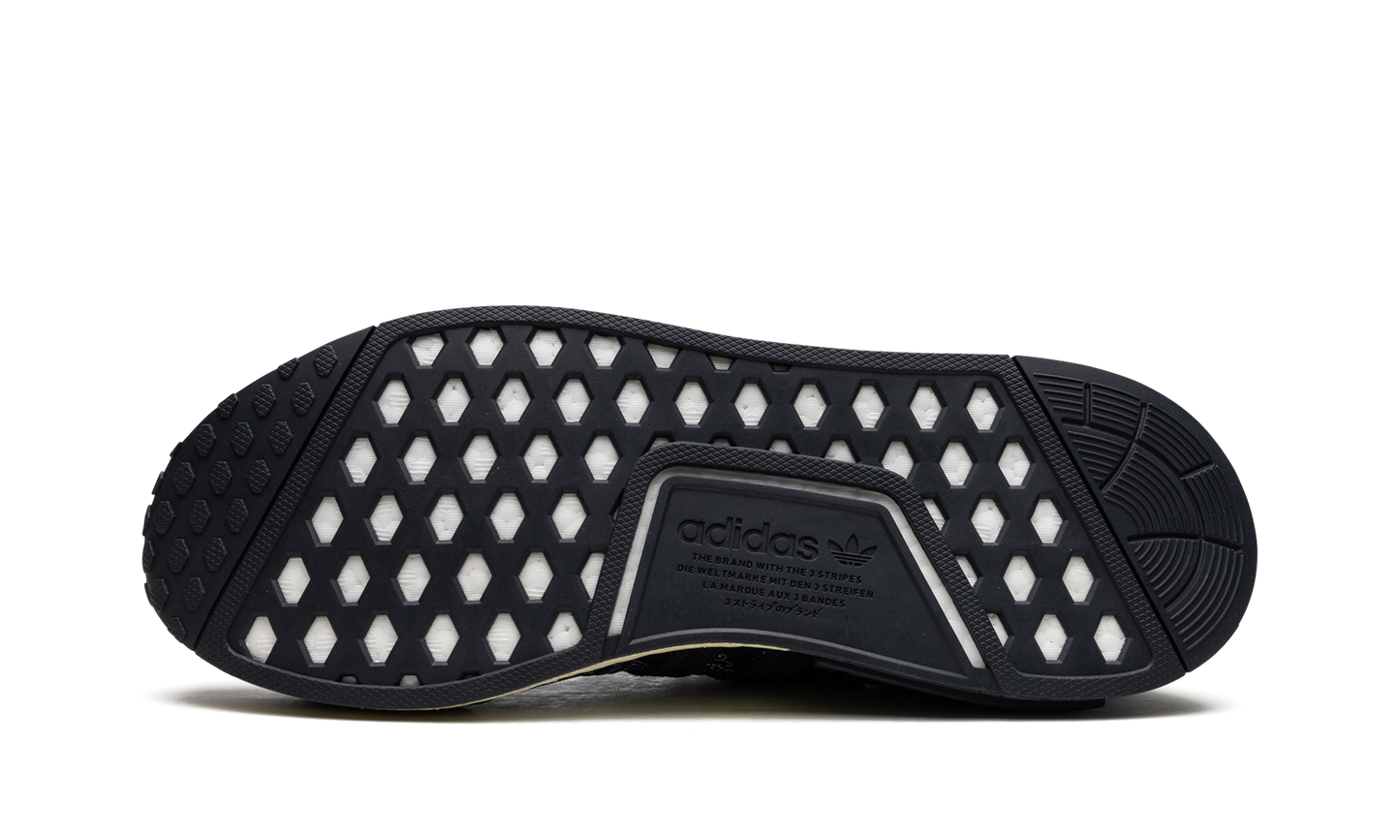 NMD R1 "Neighborhood Paisley Night Navy" GY4158