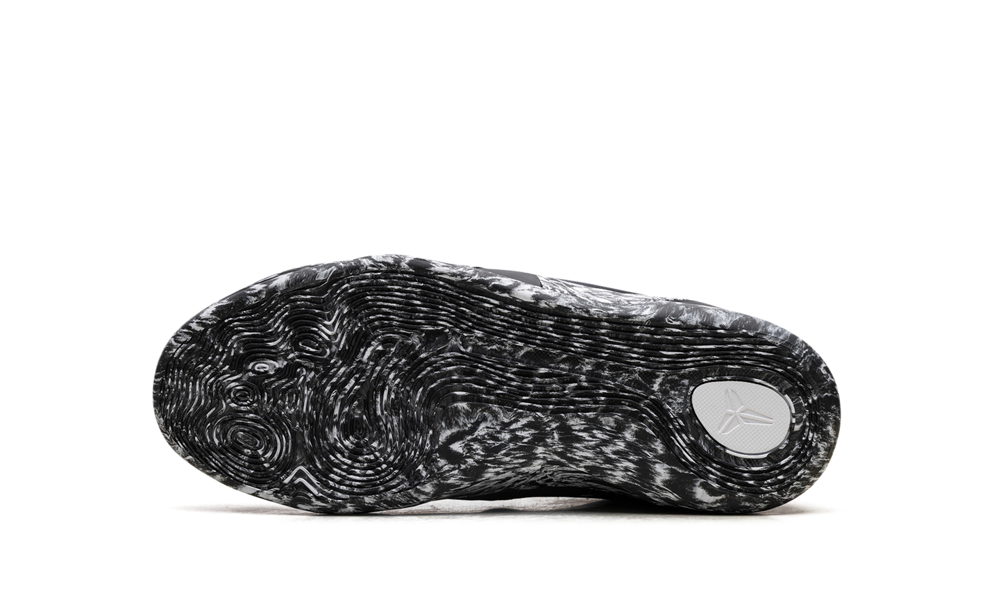 Kobe 9 Low EM GS "Mambacita" FV3607 002