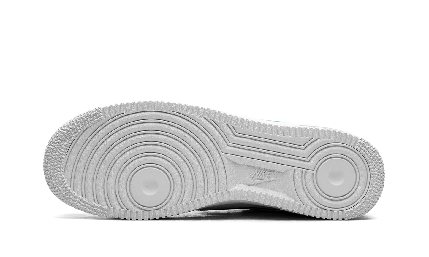 Air Force 1 "Resort and Sport" FN8349 100