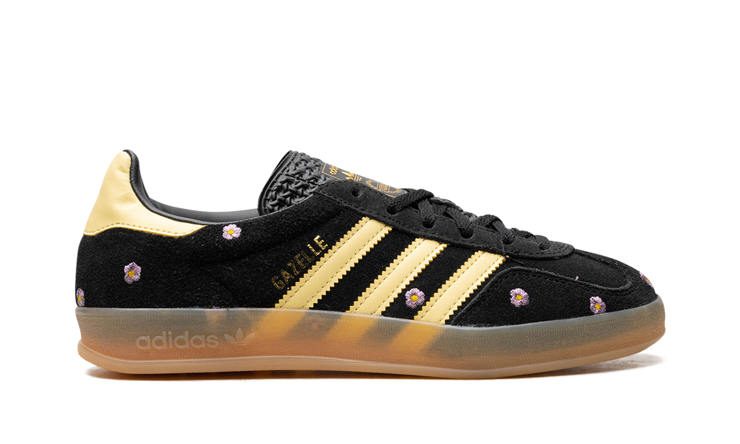 Gazelle Indoor WMNS "Core Black Almost Yellow Floral" IF4490