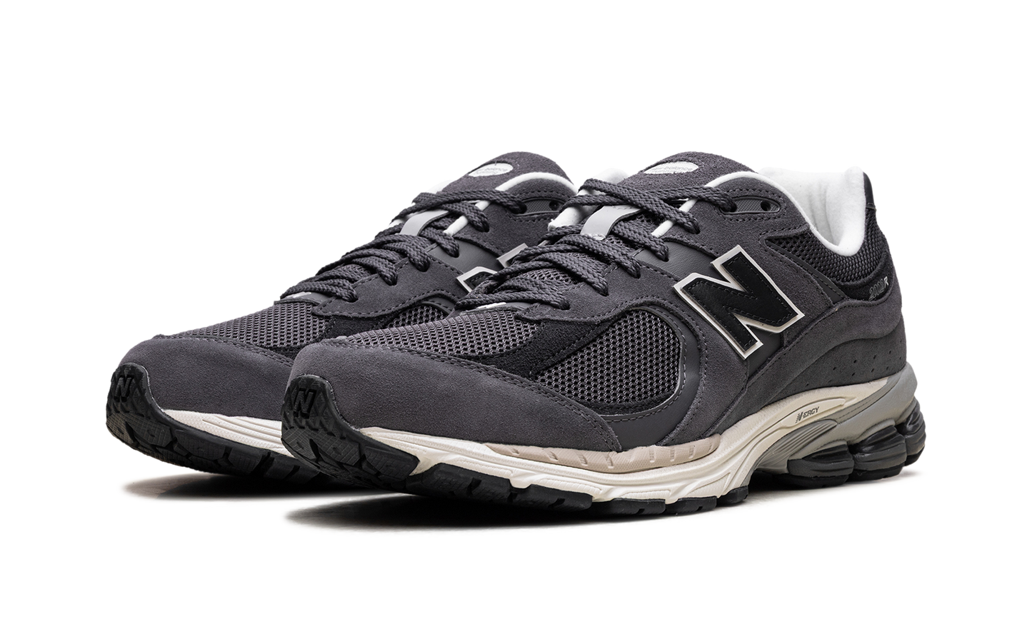 2002R "Monochrome Pack Grey" M2002RFL