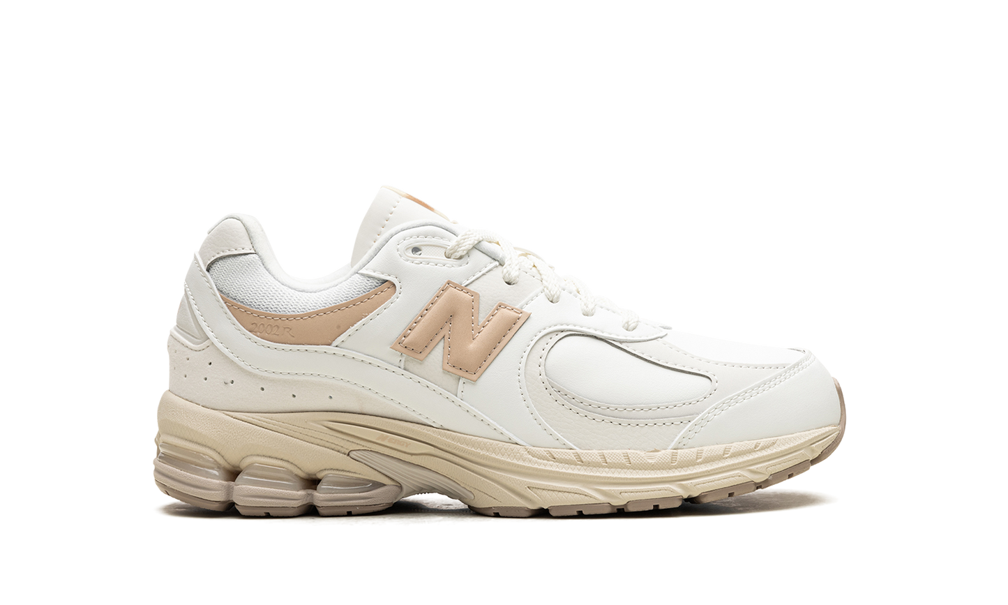 2002 GS "Beige / White" GC2002VF