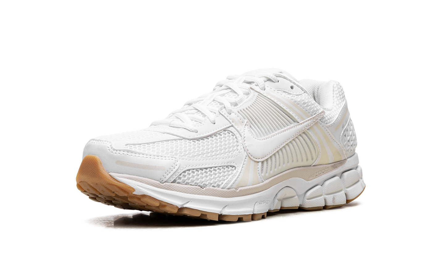 Zoom Vomero 5 WMNS "White Phantom Summit White" FJ2028 104