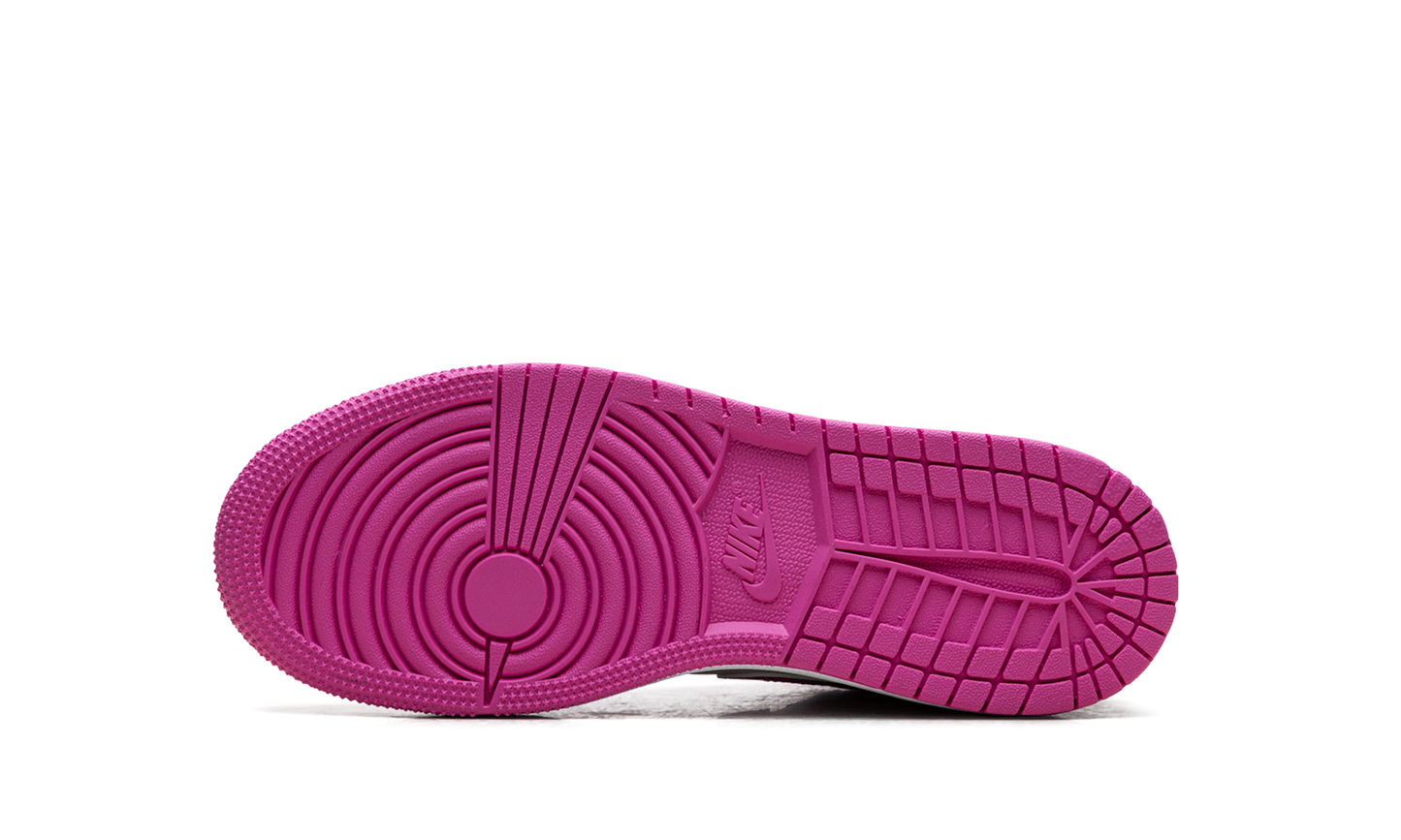 Jordan 1 Low GS "Fire Pink" FV8486 600