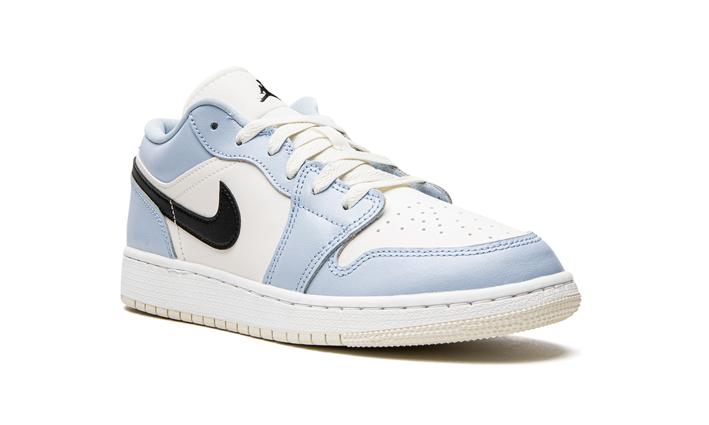 Air Jordan 1 Low GS "Ice Blue" 554723 401
