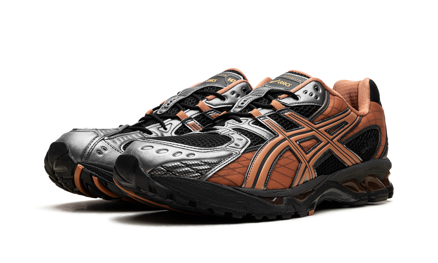 GEL-Nimbus 10.1 "Black Rust Orange" 1203A543 004