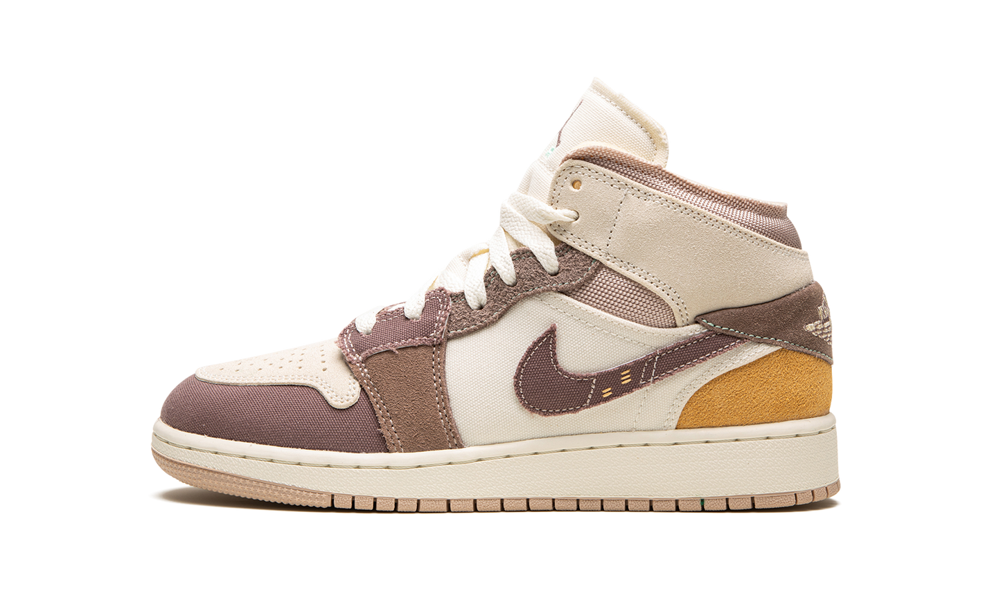 Air Jordan 1 Mid SE Craft GS "Inside Out - Taupe Haze" DZ4466 102