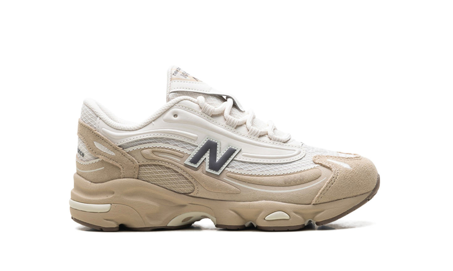 1000 GS "Parchment Angora" GC1000SP