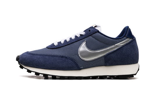 Daybreak SP "Blue Void / Diffused Blue" BV7725 401