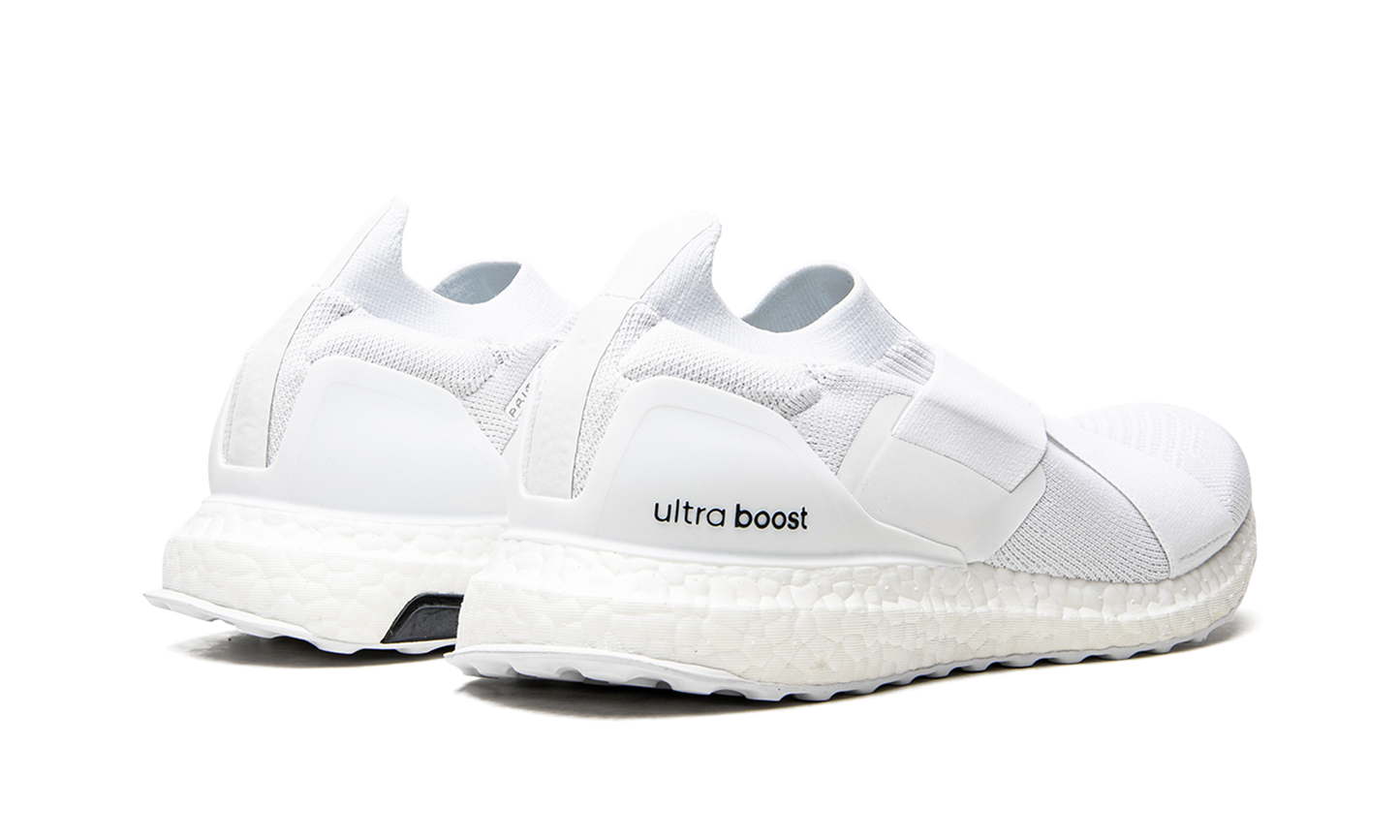 ULTRABOOST SLIP ON DNA WMNS H02815