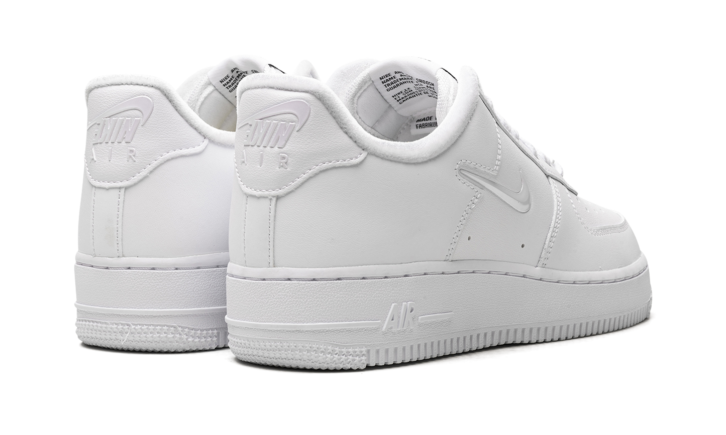 AIR FORCE 1 '07 SE WMNS "Tie Dye Swoosh" FB8251 100