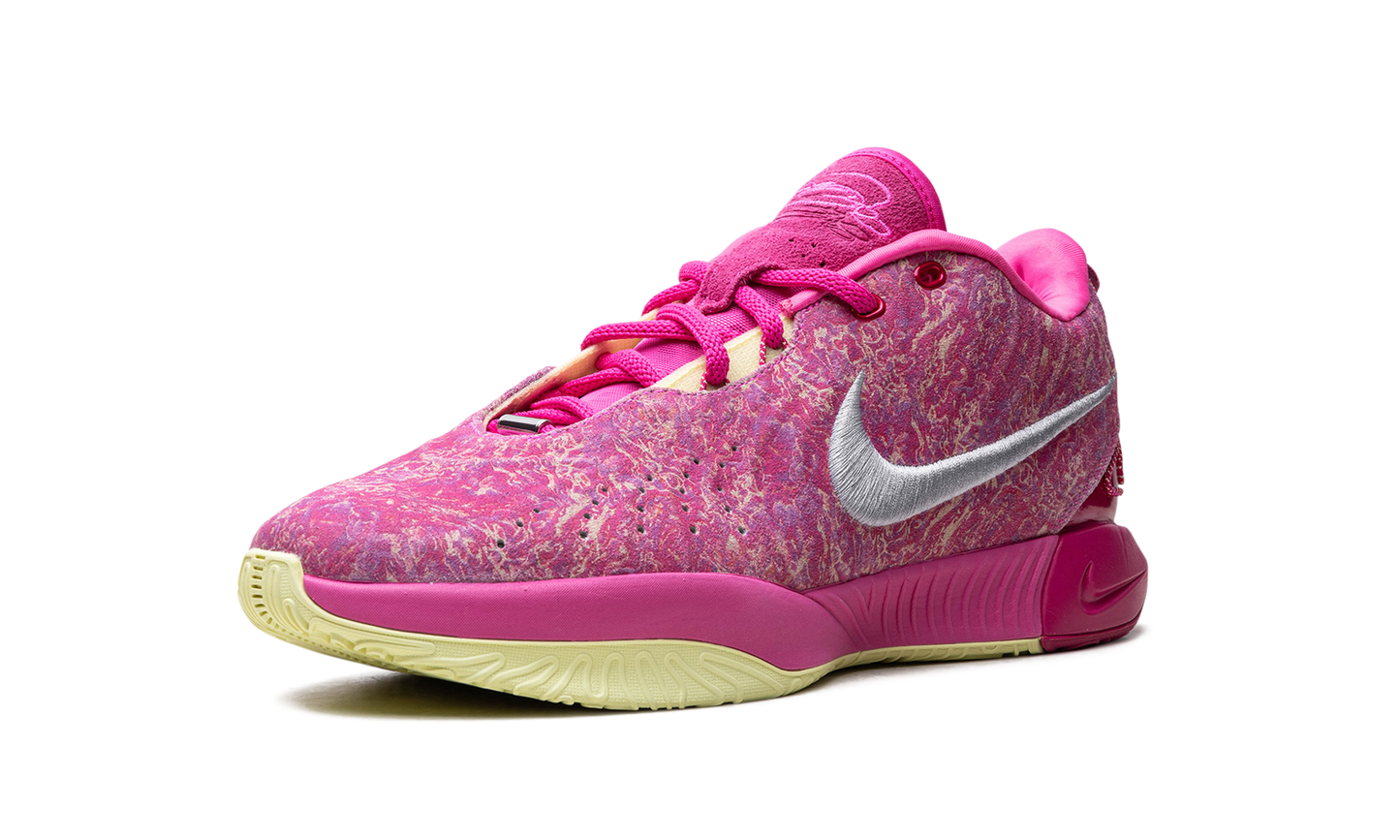 LeBron 21 "The World Is Your Oyster" HF0700 900